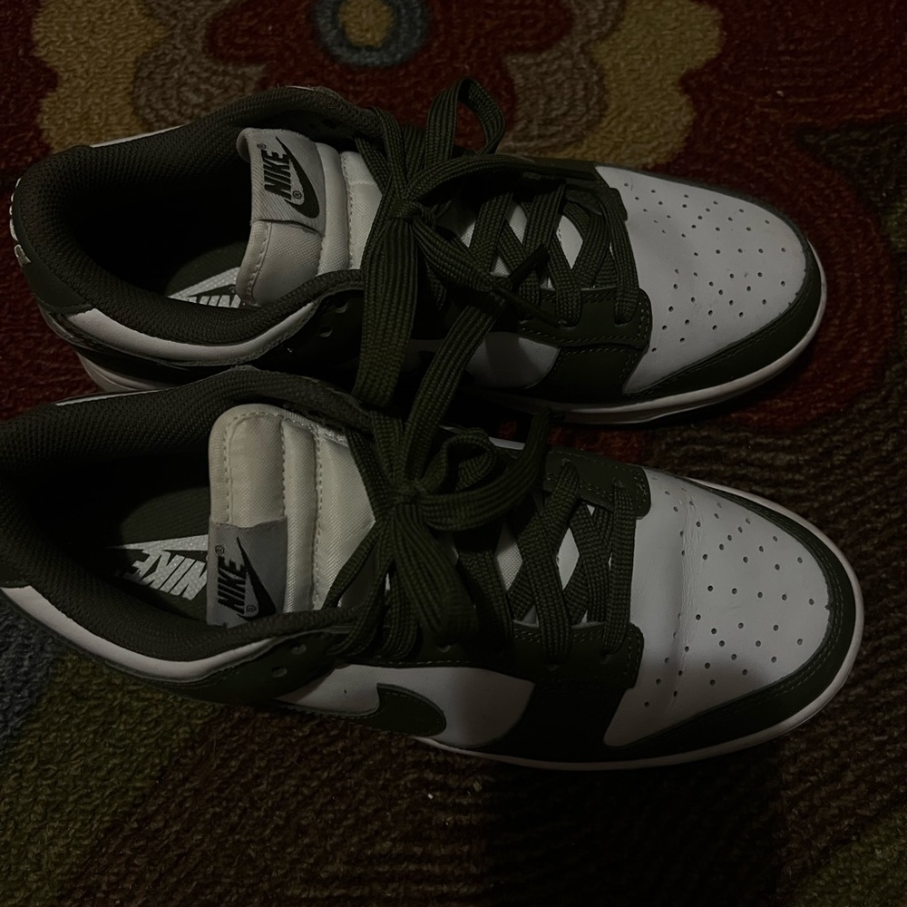 Olive green dunks